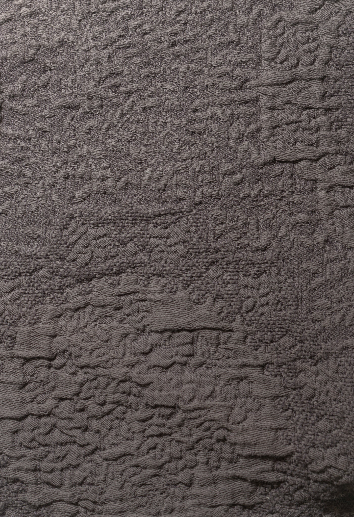 Fig Cotton Linen Antik Matelasse - Garment-Washed Jacquard Weave Close-Up | MATTEO