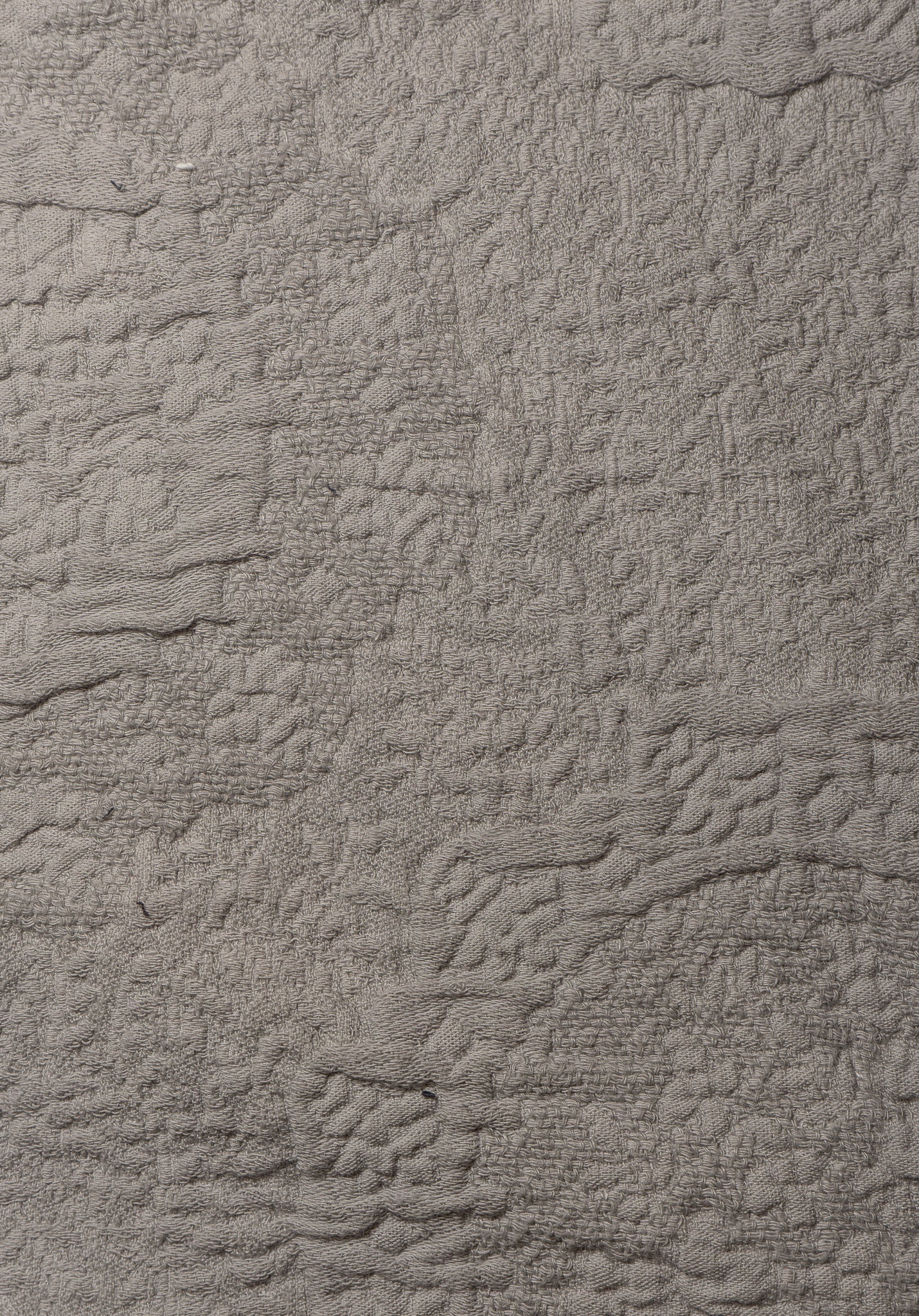 Mica Antik Matelasse Jacquard Weave Fabric Swatch - Close-Up Texture Detail | MATTEO