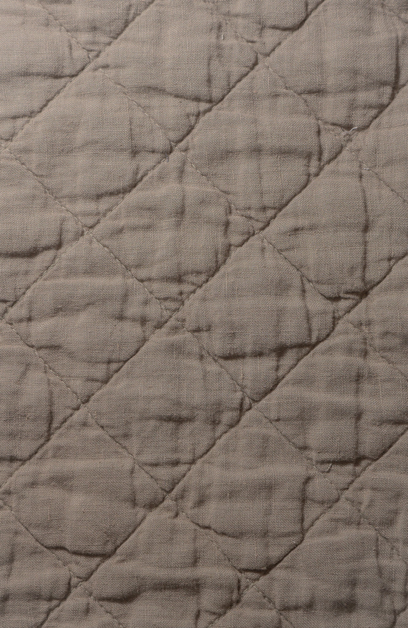Oat Quilted Linen Fabric Swatch - Diamond Stitch Texture Close-Up Detail | MATTEO