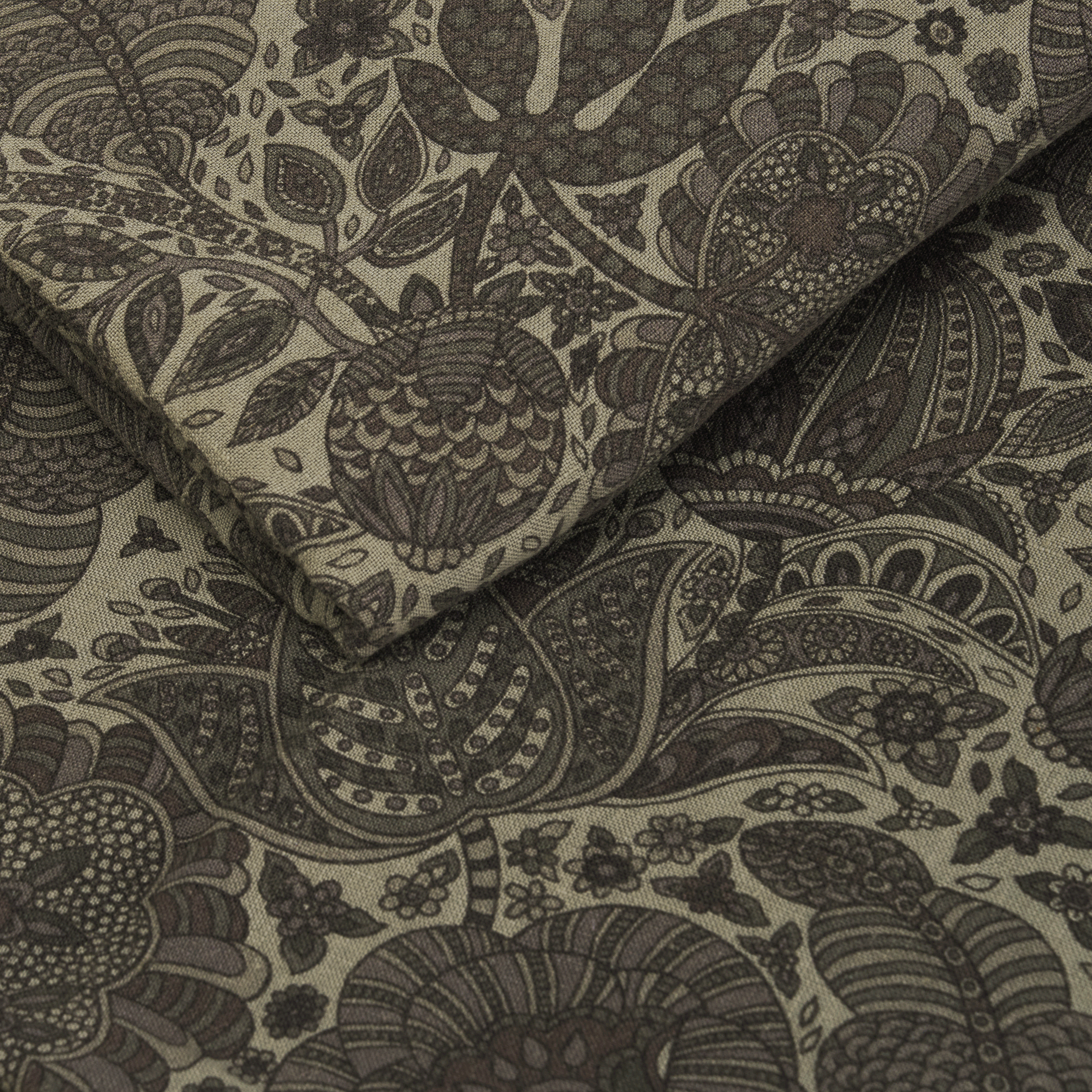 Paisley Quilted Coverlet - Oat Clearance 50%
