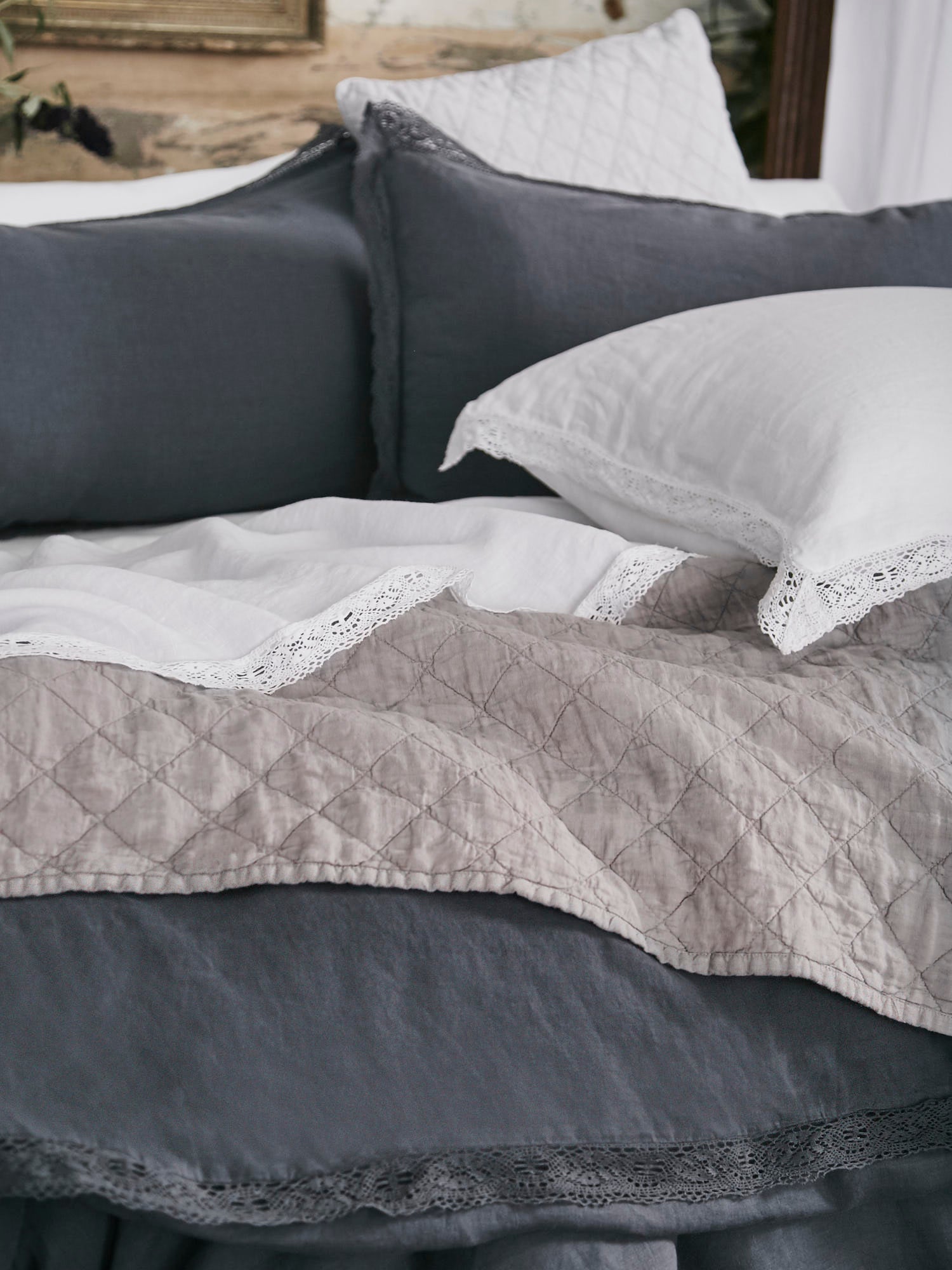 Ida Quilt Clearance 50% - Smoke