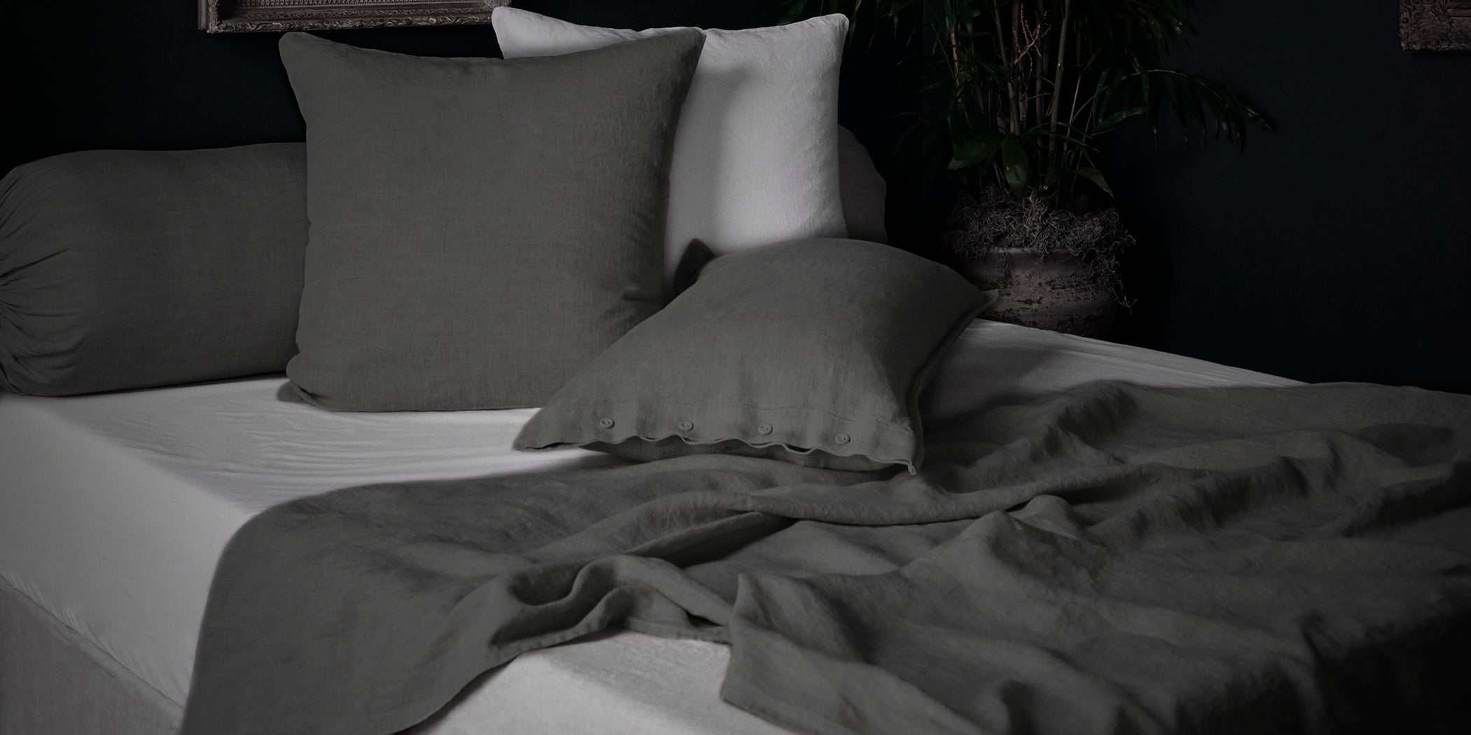 Mateo Linen Sheet Set